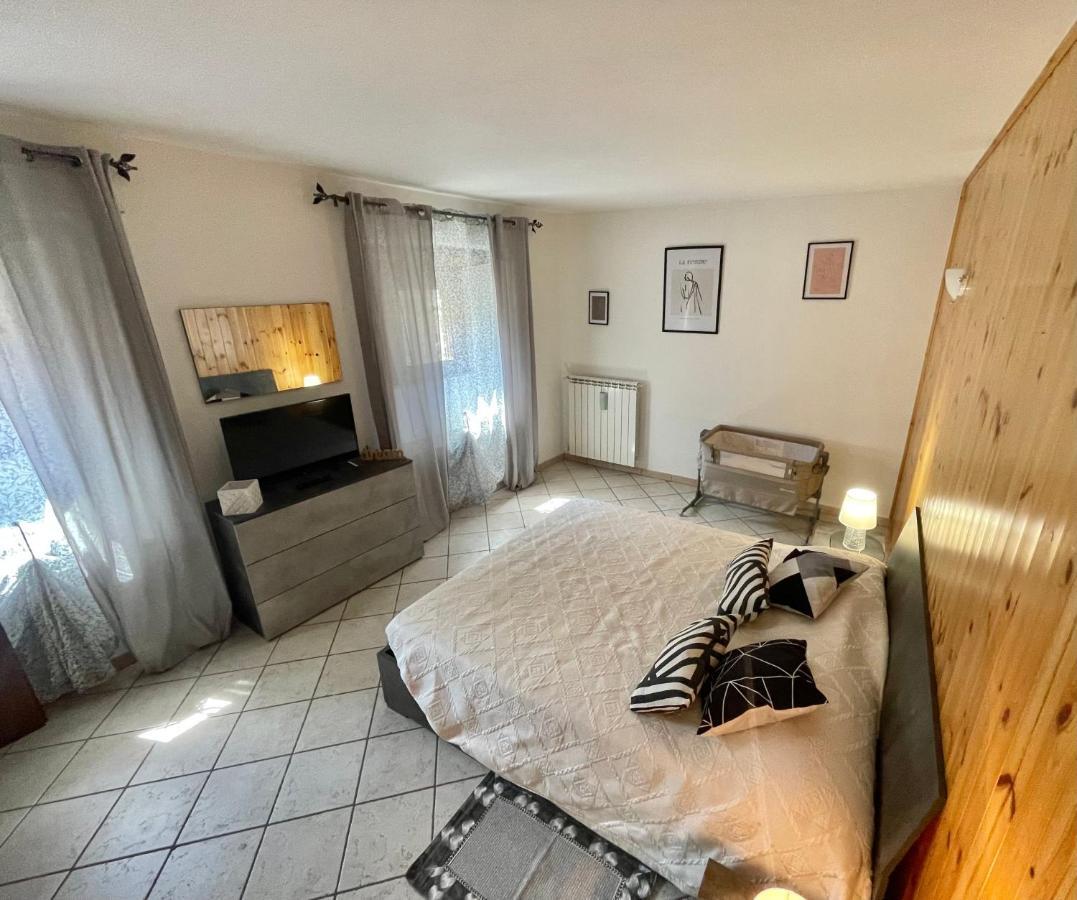 Apartmán La Torre Arnad Exteriér fotografie